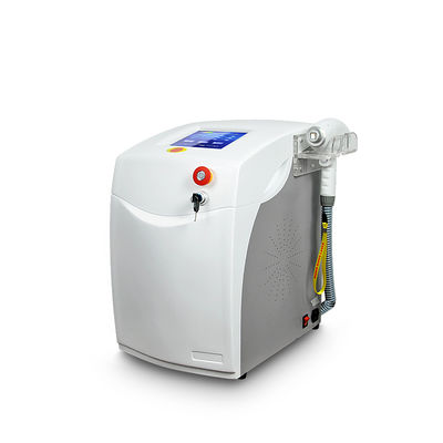RL-808B مدل 808nm Diode Laser Hair Removal Machine با طول عمر 8 سال و چگالی انرژی > 115j / cm2