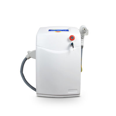 RL-808B مدل 808nm Diode Laser Hair Removal Machine با طول عمر 8 سال و چگالی انرژی > 115j / cm2